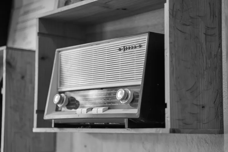 Grease Under His Nails, Gold in His Head: The Radio Repairman Who Taught Engineers How to Think