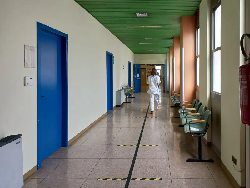 The Man With the Mop: What a Hospital Janitor Saw That Surgeons Couldn't