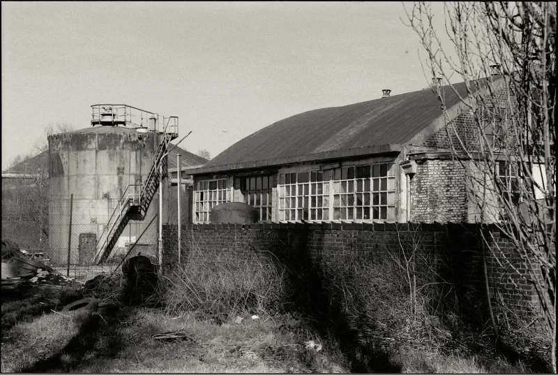 Nowhere Towns That Raised Somebody: Four American Communities That Changed the World