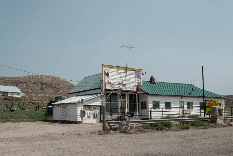 The Towns That Tried to Forget Themselves — and Couldn't